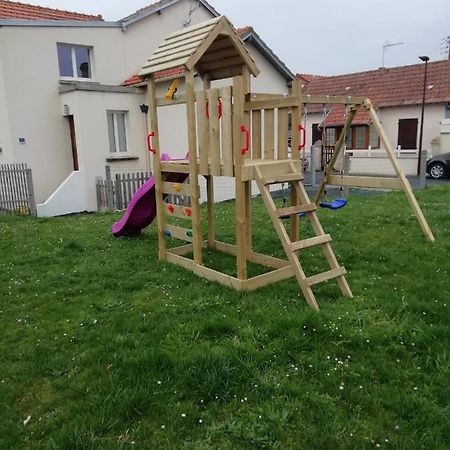 Jolie Maison A 200 M Des Plages Du Debarquement 생 오뱅 쉬르 메르 외부 사진